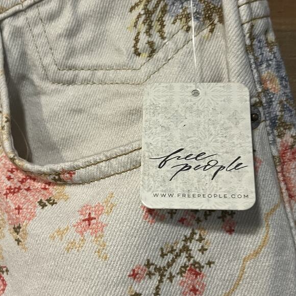 Free People We The Free Eden Slouch Jeans Cross Stitch Print Button Fly Size 27 - Picture 7 of 16